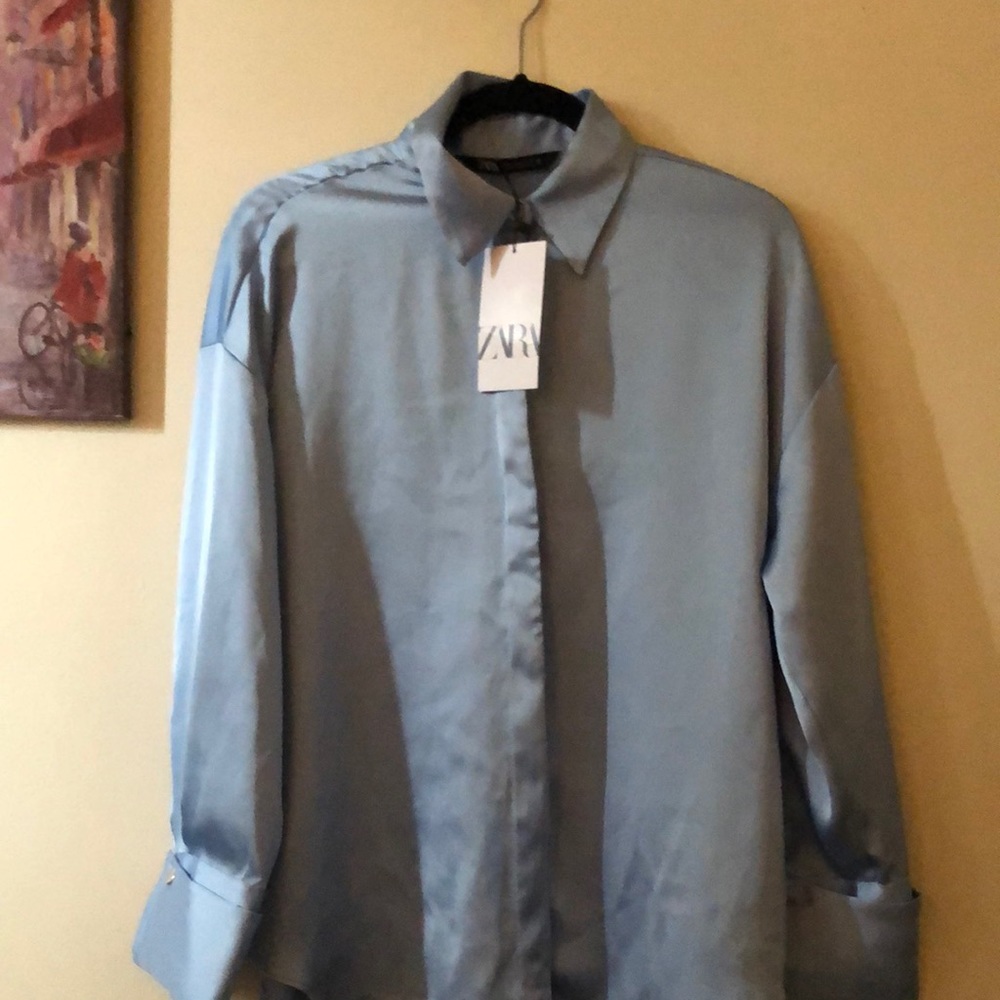 Zara new shirt 👔 in good shape and condition